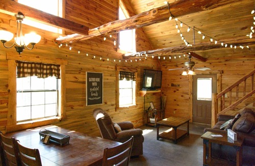 Board Camp Cabin | Luxury Mountain Cabin! ATV|Hike|Bike|Kayak|Relax