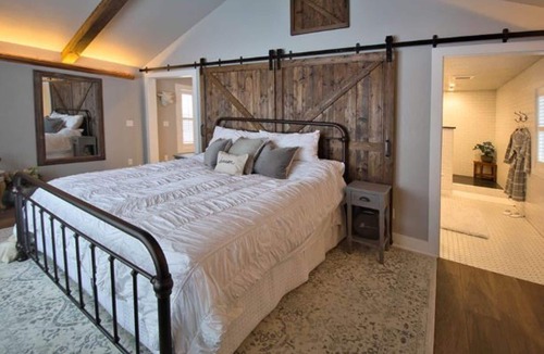 Milton-Freewater House | Luxury on the farm: private guesthouse overlooking year round creek.