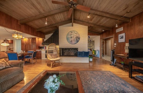 South Kansas City House | Luxury Pool Home Near FIFA 2026 World Cup KC