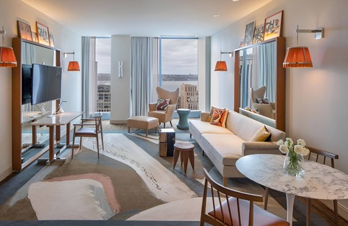 Downtown Seattle Hotel | Luxury Premier 3 King Suites in Downtown Seattle Near Top Attractions