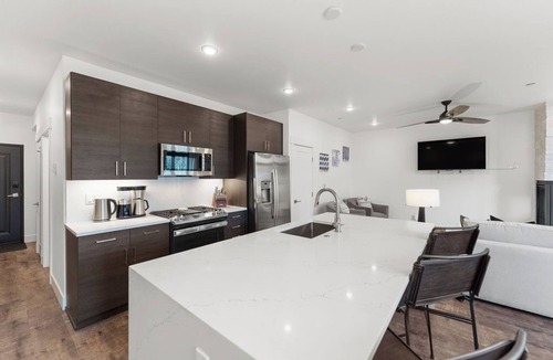 Willow Grove Condo | Luxury retreat: hot tub, steam shower, 2-bed 2-bath on the Blue River.