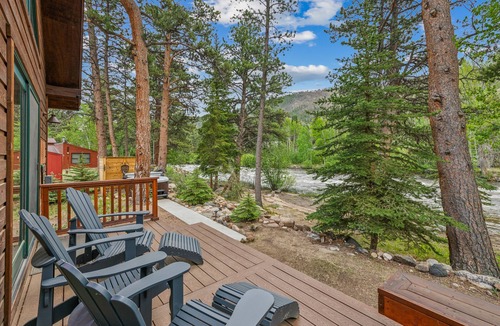 Rustic Cabin | Luxury Riverfront cabin with a HOT TUB! No cleaning fees!