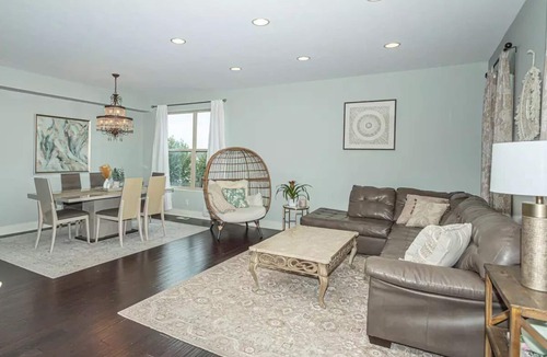 Gretna House | Luxury Spa and Wellness Retreat near Outlet Mall!