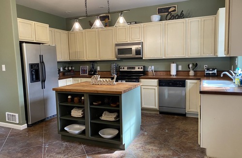 Eastsound House | Madrona Manor: Rest, Relax, and Recharge