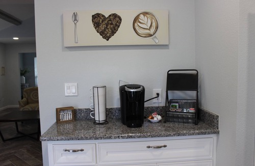 Crockett House | Mai's Place built for traveling guest who feel at home.