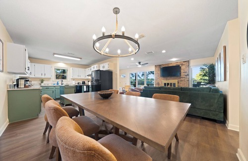 Lake Hamilton House | Main Channel on Lake Hamilton, 3 KING Bedrooms, Bunk Room, Game Room, Boat Dock!