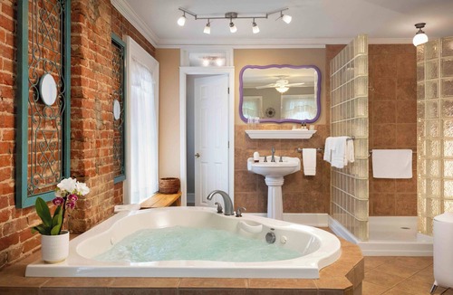 Parkville Bed & Breakfast | Main Street Inn