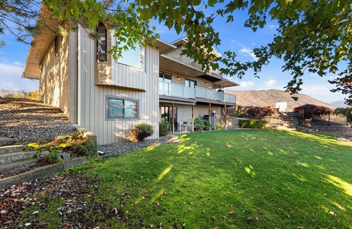 Manson House | Manson Getaway with Pool that boasts stunning views of 3 Lakes