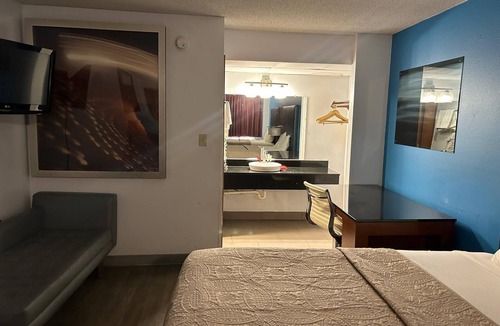 Salina Hotel | Marifah Inn