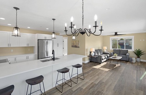 Oroville Cottage | Marina Lookout - The best vibe in Veranda Beach