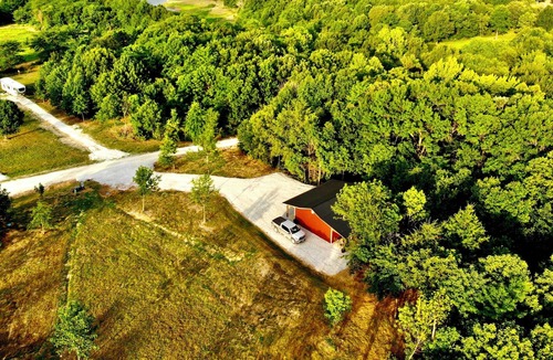Stoutsville Cabin | Mark Twain Lake Cabin - Fishing Boating and Hunting
