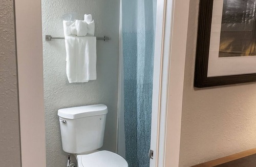 Longmont Apartment | Marvelous lodge in Longmont perfect for your next getaway