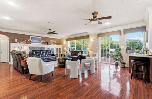 Mesquite House | Marvelous Mesquite Mansion