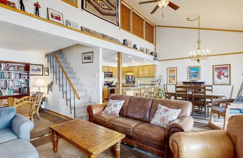 McCall Condo | McCall Condo, Lakefront, Beach Access, Pool