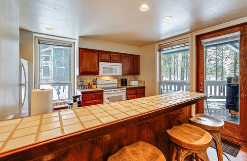 New Meadows Condo | Meadow Creek Golf Resort Condo: Skiing & Lake Life