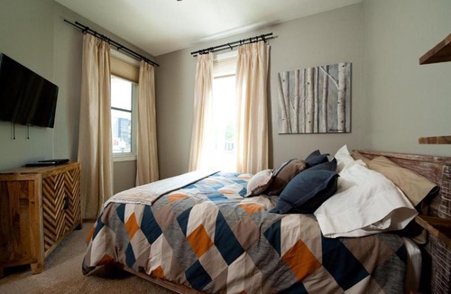 Historic Downtown Durango Apartment | Mears House - Unit 2E