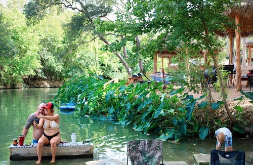 Sutherland Springs RV Rental | Memorable Family Getaway: Safari Tent Glamping in Cibolo, TX