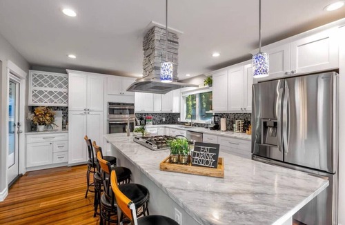 Mercer Island House | Mercer Island Modern Family-Friendly Home, I-90
