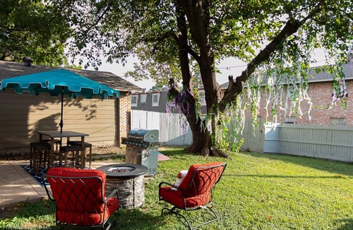 Mesquite House | Mesquite Manor Mins to FIFA Fest Garage Yard