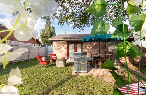 Mesquite House | Mesquite Manor Mins to FIFA Fest Garage Yard