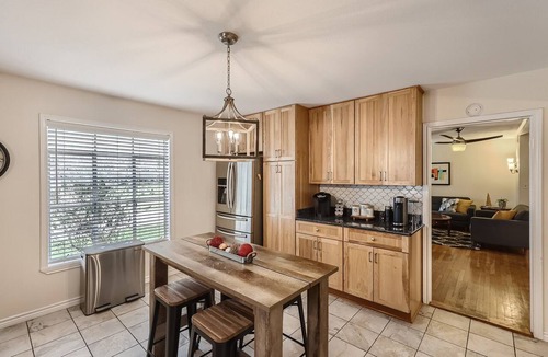 West San Antonio House | Mid Century Beauty by Medical Center