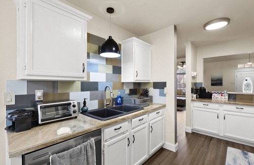 South Arlington House | Mid DFW Sanctuary for all your sporting adventures