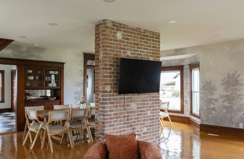 Cumming House | Middlebrook Farmhouse