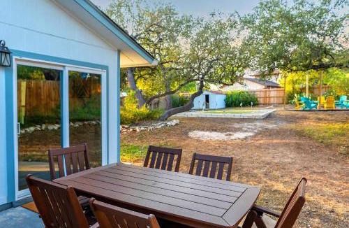 West San Antonio House | Mini Golf, Arcade & Fire Pit! San Antonio Home