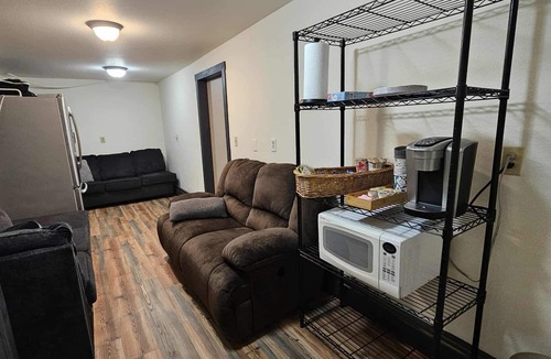 Richmond Hill Corridor Other | Mini Moo Mountain Retreat – Stay with the Minis!
