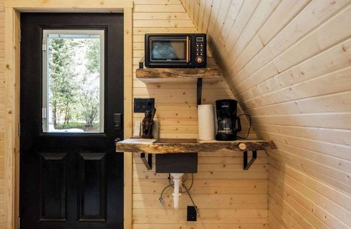 Grant Cabin | Minimalist A-Frame Stay - LostFork Basecamp