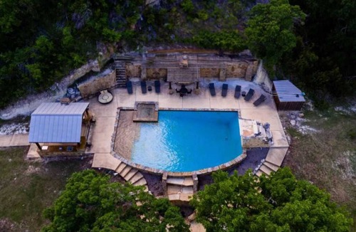 Leakey Cabin | Miracle Springs Ranch Lodge