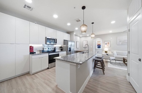 Owasso Apartment | Modern 2-Bed/2-Bath Apartment in Owasso, OK