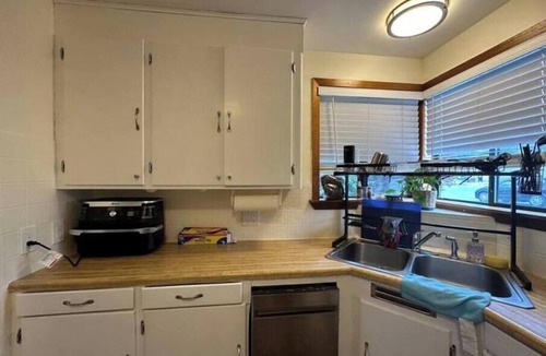 Northgate House | Modern 2 Bedrooms in Northgate, Close to Downtown