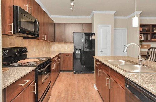 Lazybrook/Timbergrove Apartment | Modern 2bedroom 2bathroom