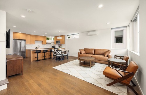 North Delridge House | Modern 3BR/2BA Seattle Home: Spacious, Family-Friendly & Parking Included