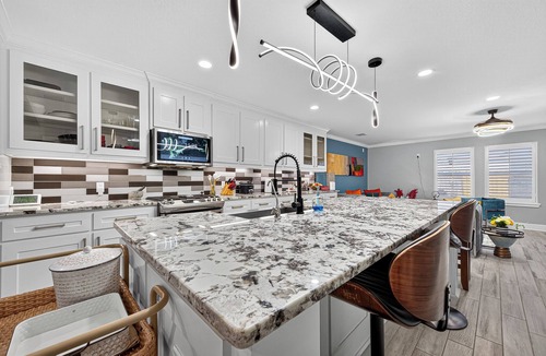 Rosenberg House | Modern 4 BR Home with Spacious Game Room in Rosenberg Prime Location