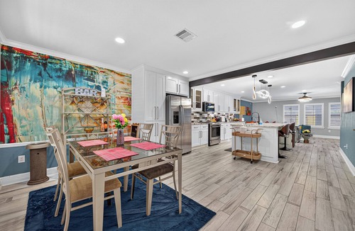 Rosenberg House | Modern 4 BR Home with Spacious Game Room in Rosenberg Prime Location