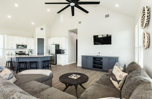 Freeport House | Modern 4BR Beach Retreat with Private Beach Access