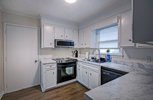 Tougaloo House | Modern Comfort Jackson Stay