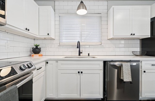 Central Oklahoma City House | Modern, comfortable and conveniently located in OKC!