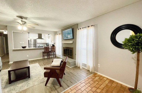 West Arlington Condo | Modern Condo By The Trails