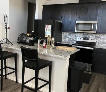 Denton Apartment | Modern Denton Stay,1BR,NearUNT,TW
