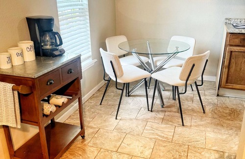 Fort Smith Apartment | Modern Downtown 1-Bedroom Pet-Friendly Stay with Yard