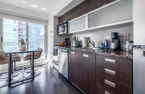 King West Village Apartment | Modern Downtown Studio Private Patio