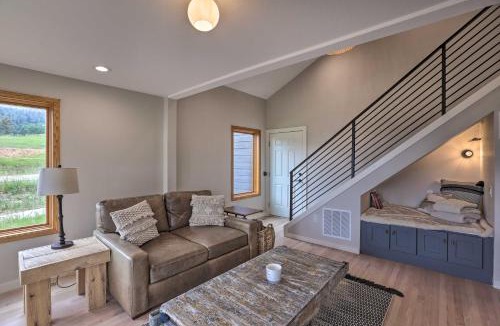 Evergreen House | Modern Evergreen Duplex Off I-70 w/Mountain Views