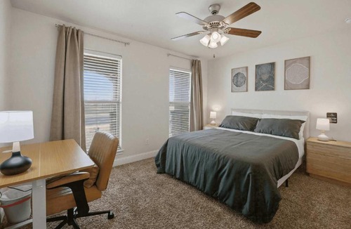 Midland House | Modern Executive Queen Room R3 Work-Friendly