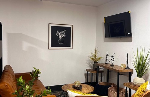 Louetta Apartment | Modern Furnished Studio Near IAH Airport