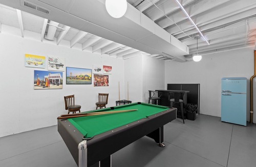 Riverside House | Modern Gem with Secret Room, Game Room, Fire Pit, & Hot Tub Best for Relaxation