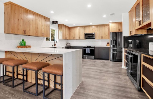 Comfort House | Modern home overlooking Texas Hill Country with private pool, hot tub & decks