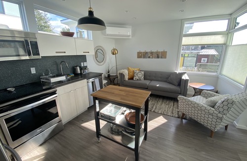 Eastsound House | Modern home w/Hot Tub in Eastsound Village - Walk to Shops, Cafes, & Beaches
